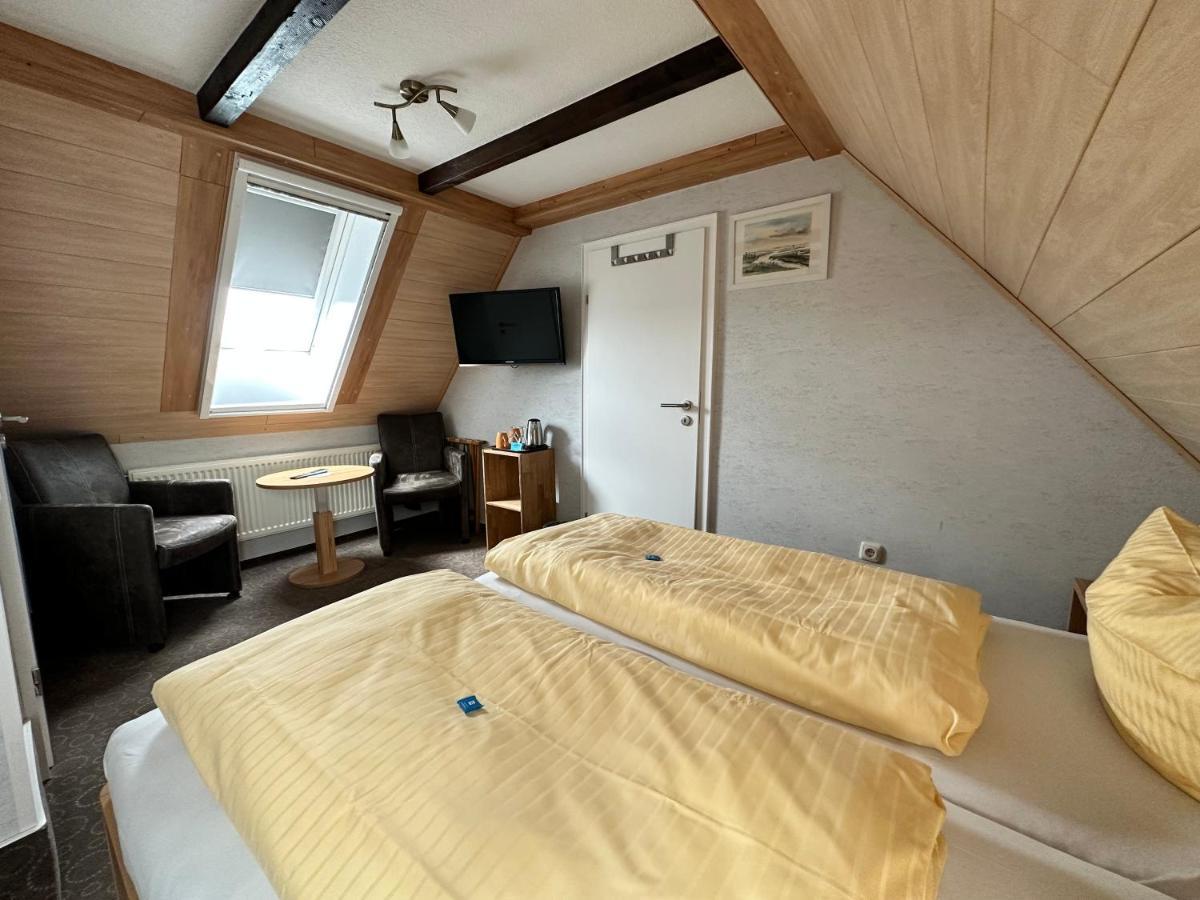 Hotel Peters Schwalbennest Neuharlingersiel Dış mekan fotoğraf